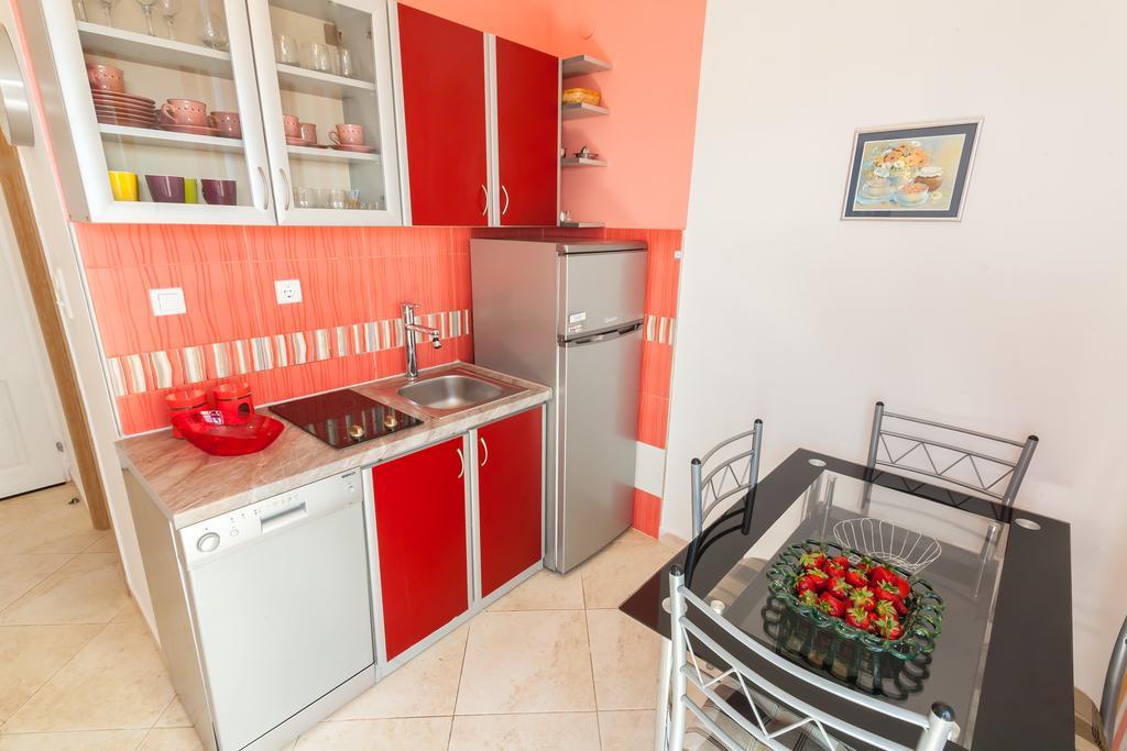Apartments Mila Krimovica Bagian luar foto
