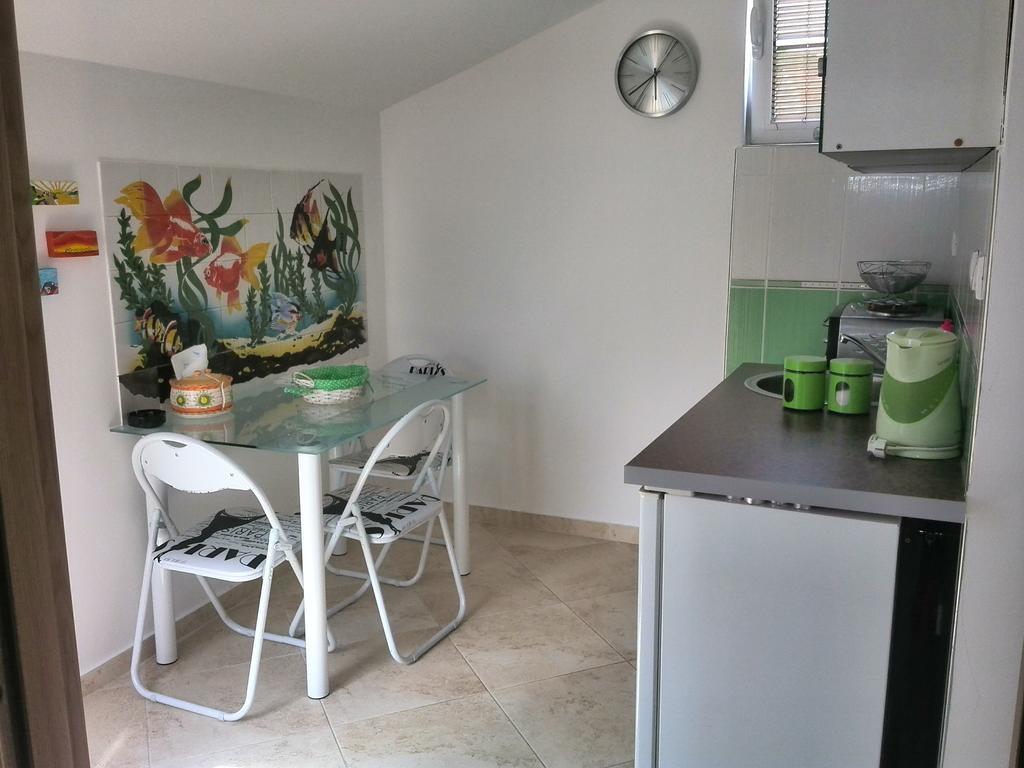 Apartments Mila Krimovica Bagian luar foto